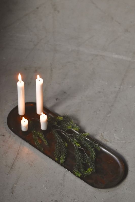SORT - Ovalt fat med lysholdere