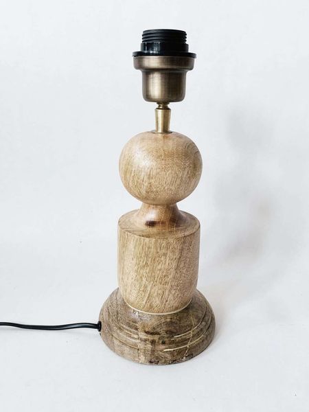 Hovedbilde Rund Tre Lampefot H: 33 cm