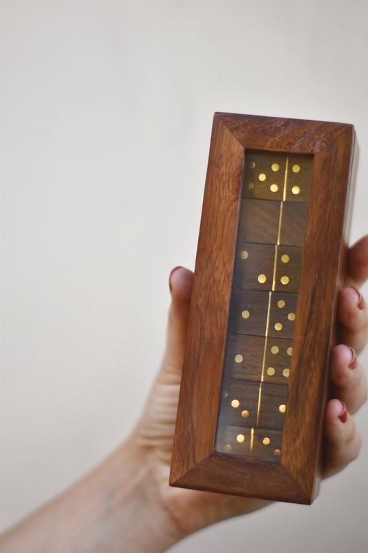 Natur - Domino i treboks