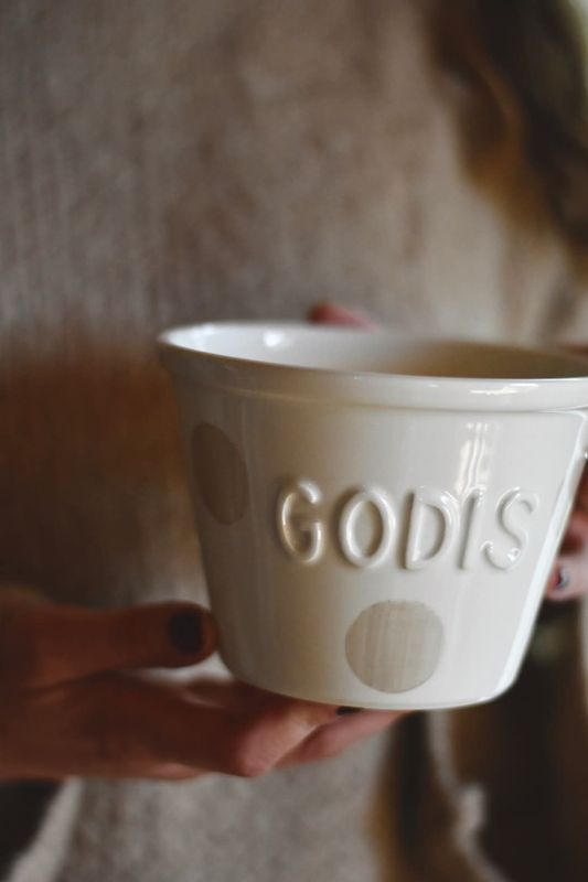 Beige - Godis skål m. prikker